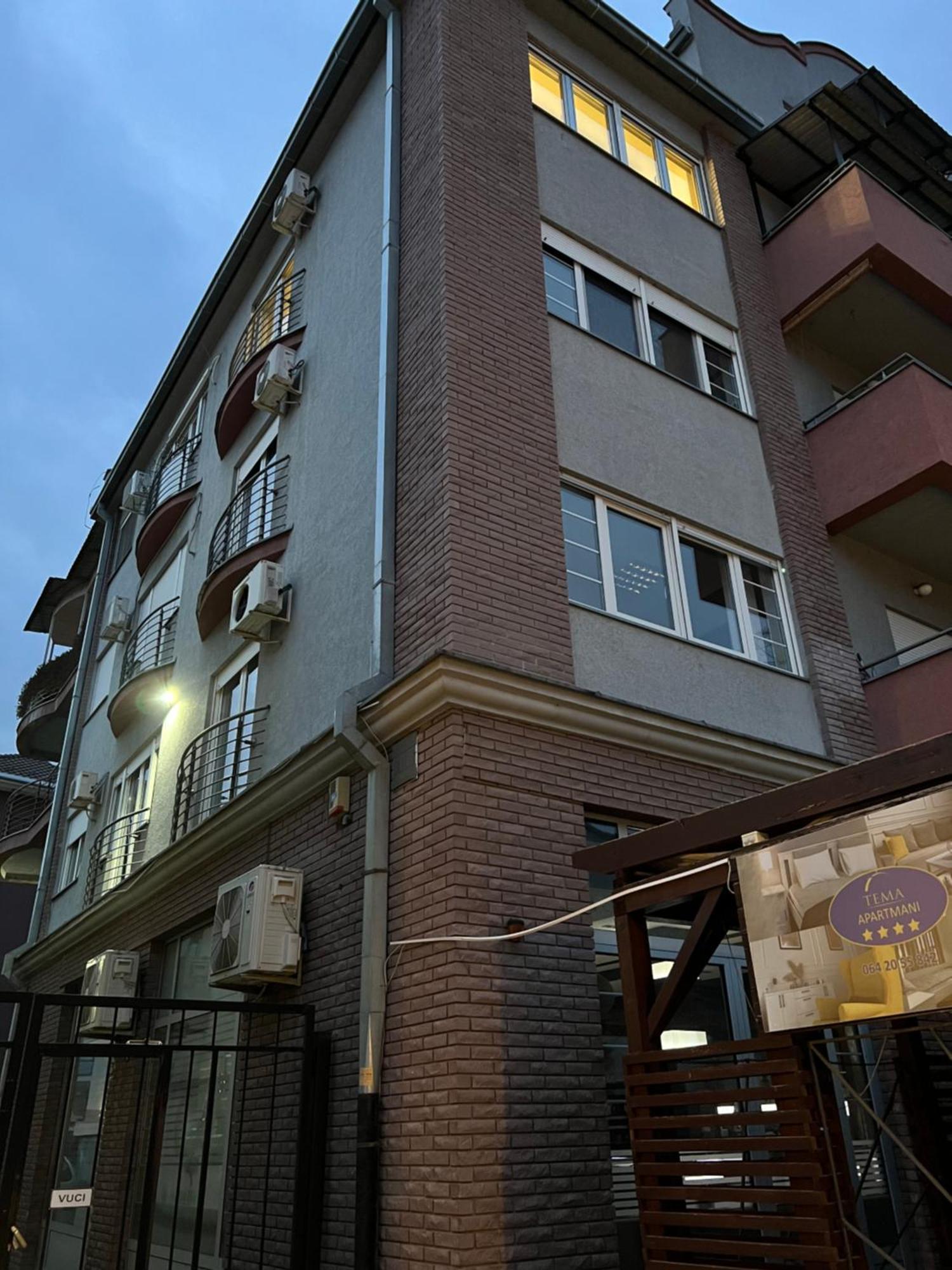 Apartments Tema Сомбор Екстериор снимка